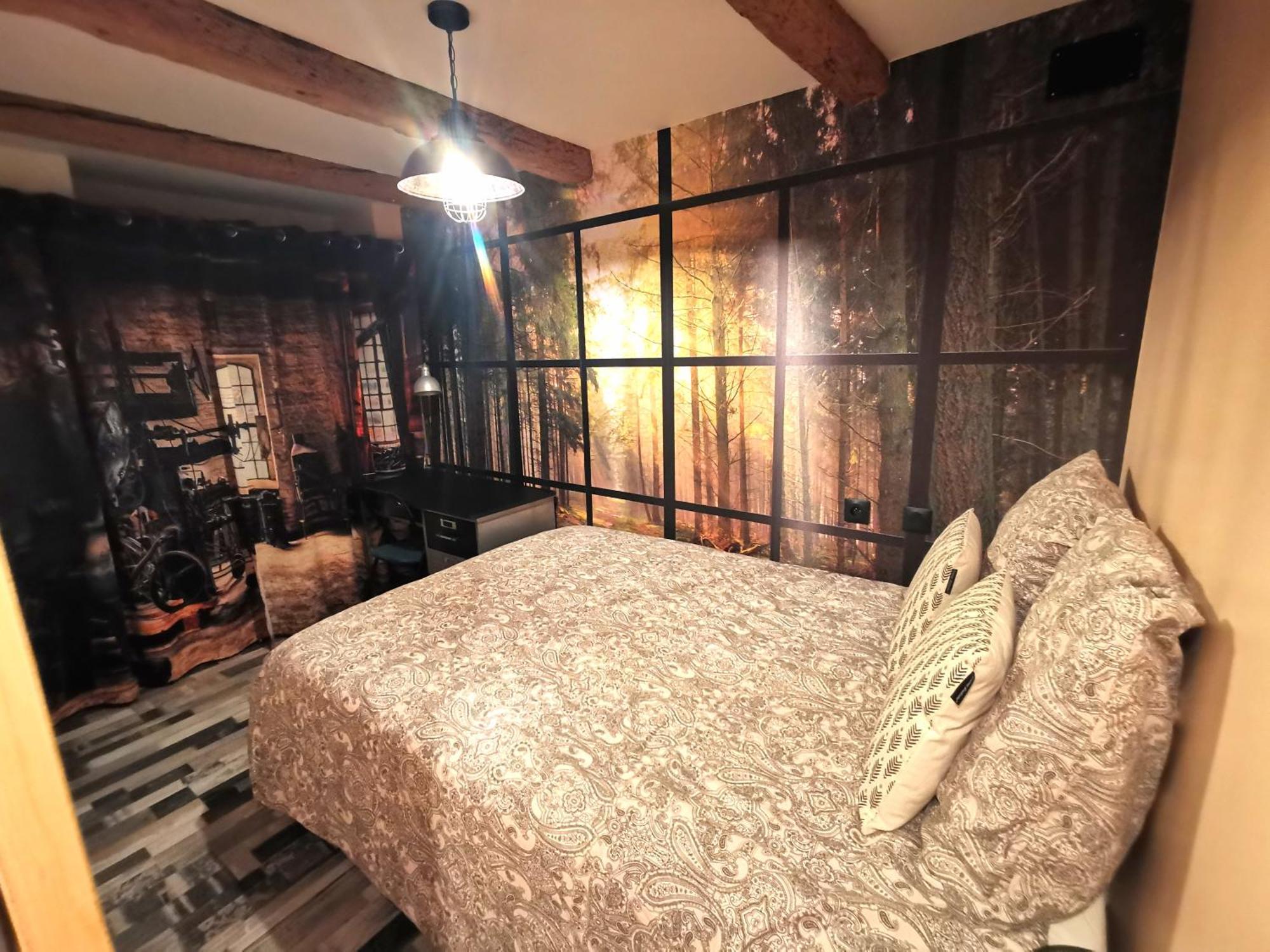Le Vieux Tacot Avec Garage Apartment Le Puy-en-Velay Bagian luar foto